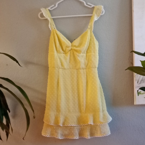 Lucy in the Sky Dresses & Skirts - Lucy in the Sky Pastel Butter Yellow/White Swiss Dot Ruffle Sweetheart N…